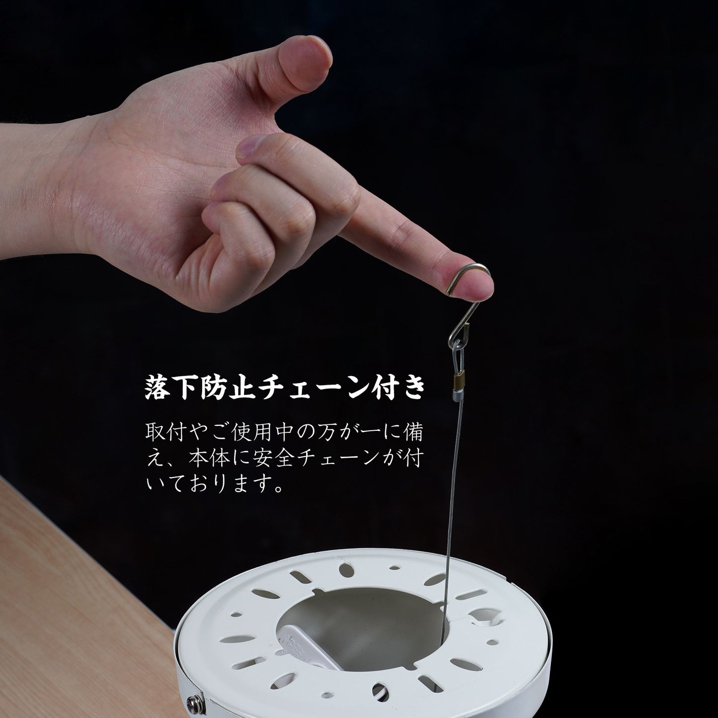 送料無料　シーリングファンライト 4灯 リモコン式　木目調 クワドロ ジャヴァロエルフ ファン　省エネ 風量調節 天井照明 天井ファン 冷暖房効果 シーリングライト オシャレ 電気 LED ブラック【日本国内発送】