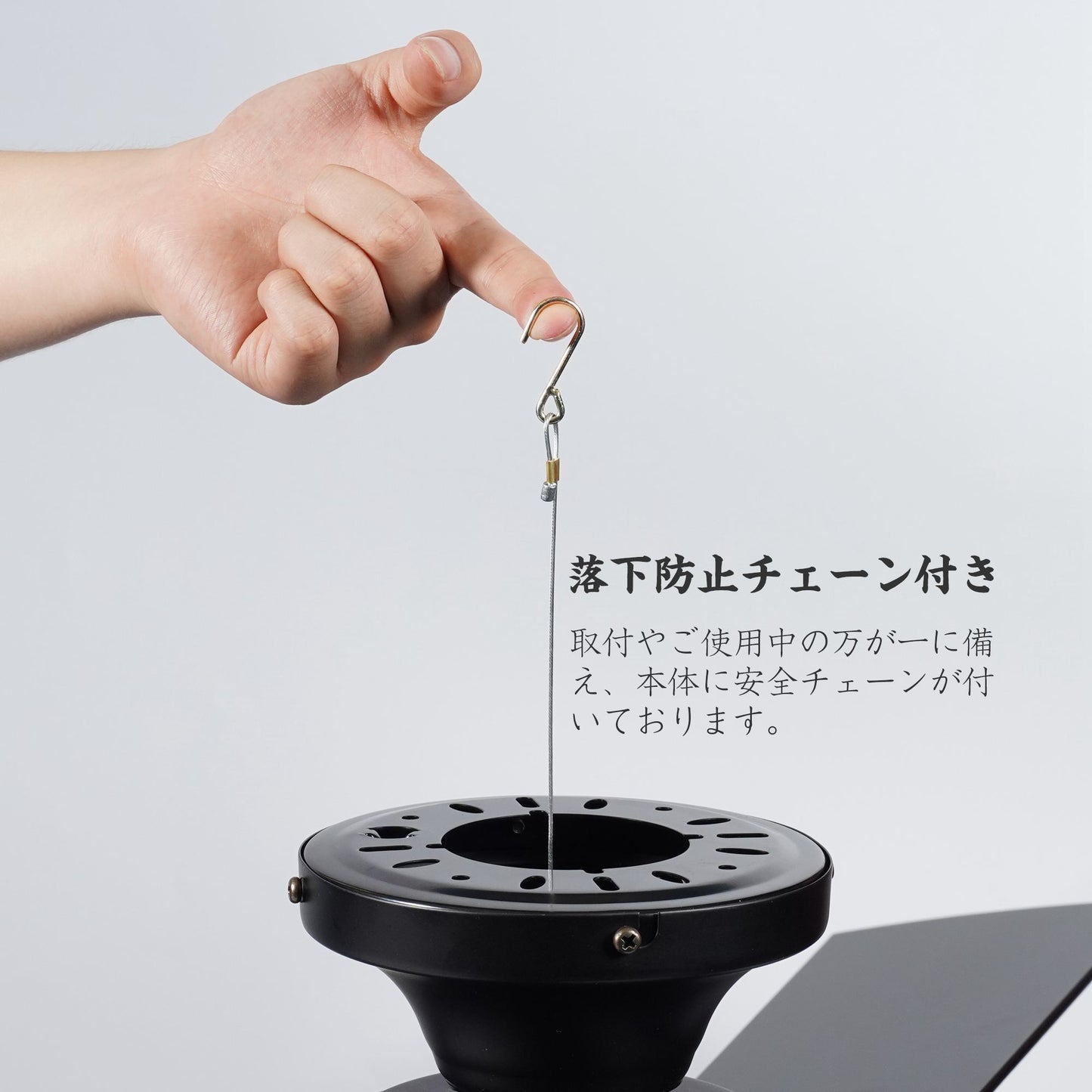 送料無料　シーリングファンライト 4灯 リモコン式　木目調 クワドロ ジャヴァロエルフ ファン　省エネ 風量調節 天井照明 天井ファン 冷暖房効果 シーリングライト オシャレ 電気 LED ブラック【日本国内発送】